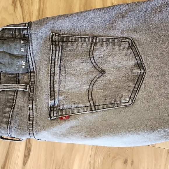 Levi's 514 Straight Fit Dark Gray Denim Jeans W 38 L 32 - Picture 3 of 5
